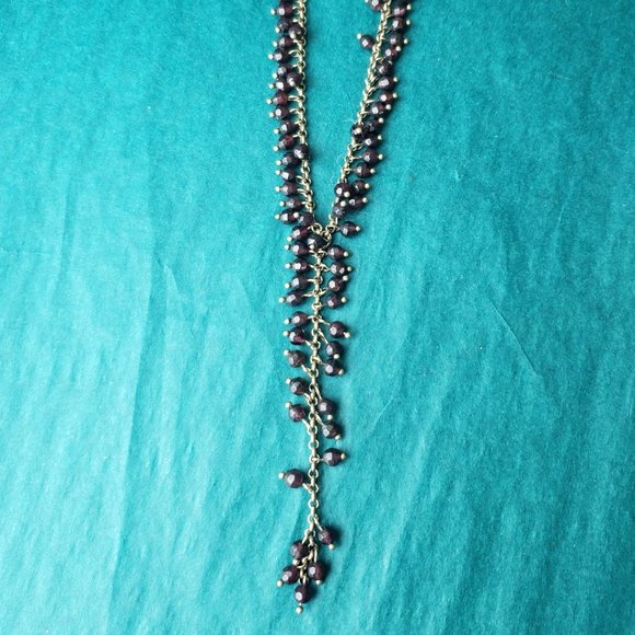 2/35$ Kenneth Cole Y necklace with deep red beads - Picture 1 of 6